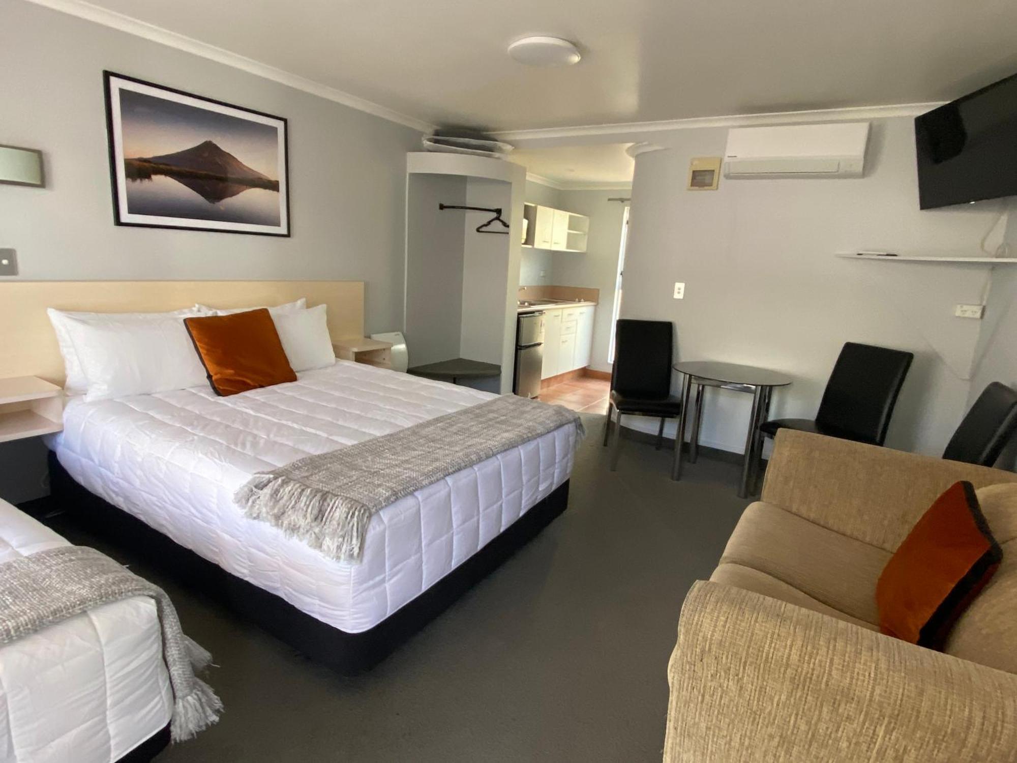 Lakeside Taupo Motel Ngoại thất bức ảnh