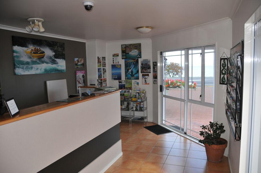 Lakeside Taupo Motel Ngoại thất bức ảnh